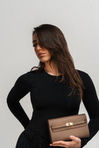 Le faubourg taupe